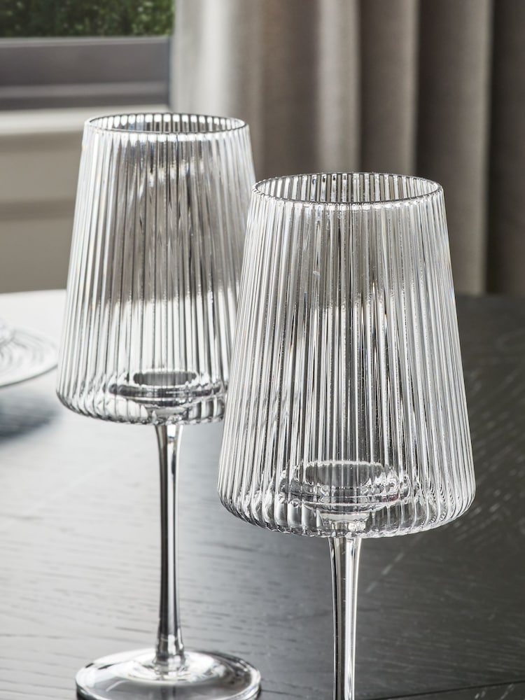 Set de 4 Copas Caneladas “Luxe Moderno” – Vidrio Premium